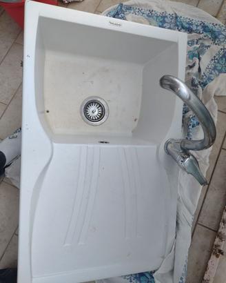 Lavandino cucina Telma (fragranite)con rubinetto