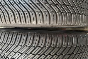 225/40/18 Nexen 4S