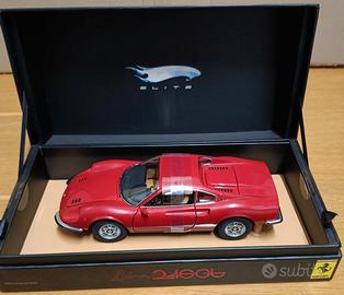 Ferrari Dino 246GT - scala 1/18 Hot Wheels SUPER E