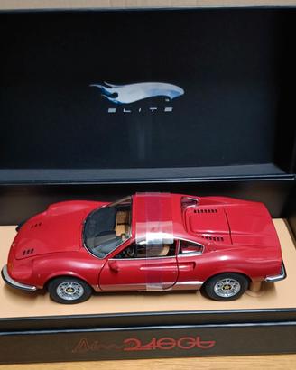Ferrari Dino 246GT - scala 1/18 Hot Wheels SUPER E