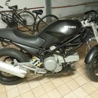 Ducati Monster 400 dark ie