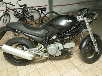 Ducati Monster 400 dark ie