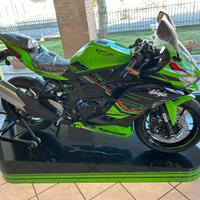 Kawasaki ninja 400 RR