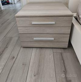 Coppia di comodini rovere chiaro