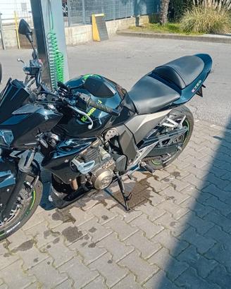 Moto kavasaki z750