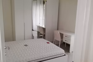 STANZA A DUE ISOLATI DAL POLICLINICO 