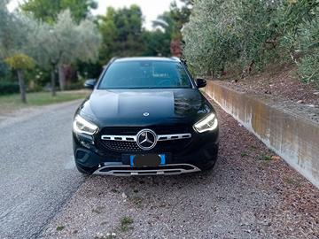 mercdcdes gla 180 sport plus