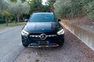 mercdcdes gla 180 sport plus