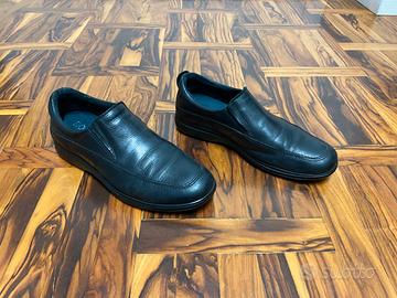 Mocassino uomo colore nero in vera pelle tg. 42