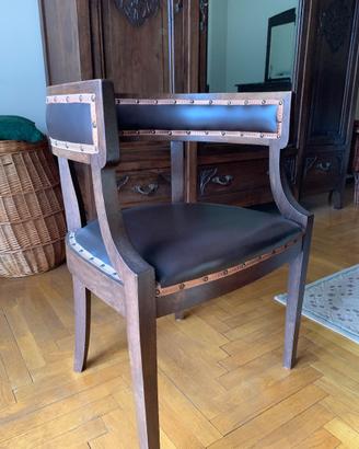 Sedia Capitain's Chair in Pelle Borchiata