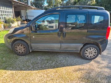 Auto peugeot  bipper