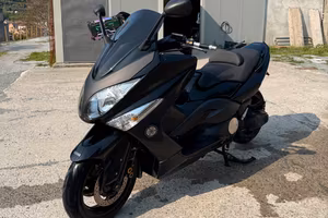 Yamaha Tmax 500