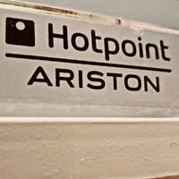 Frigorifero Hotpoint Ariston a doppio motore