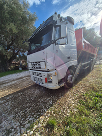 Volvo 460 scarrabile