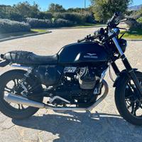 Moto Guzzi v7 II Stone 2015