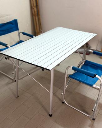 Tavolo da campeggio con 2 sedie