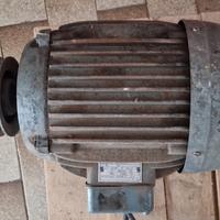 MOTORE ELETTRICO TRIFASE MARCA AEG