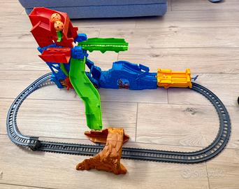 Trenino Thomas, Pista Playset Grotta