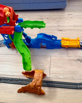 Trenino Thomas, Pista Playset Grotta