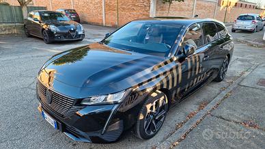 PEUGEOT 308 BlueHDi 130 S&S EAT8 SW Allure