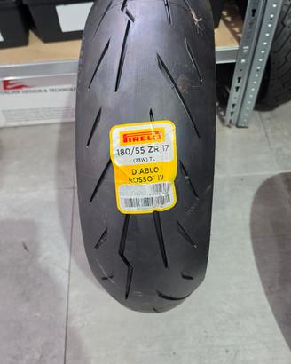 Pirelli Diablo Rosso 4  180 55 17 