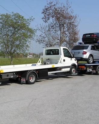 Carro attrezzi Iveco Eurocargo 120EL18P doppio pia