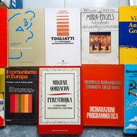 Collezione dischi in vinile e libri sul Comunismo
