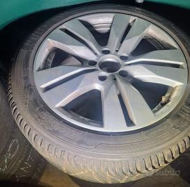 PNEUMATICI INVERNALI + 4 CERCHI  MERCEDES CLASSE E