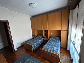 Camera da letto completa