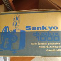 proiettore film super 8 come foto ancora imballato