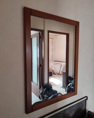 Specchiera da ingresso.