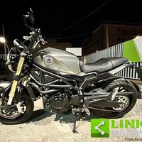 BENELLI Leoncino 800 .