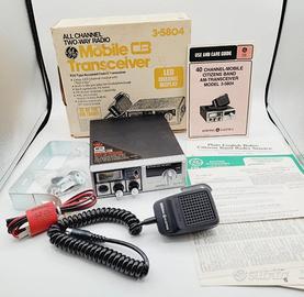 Radio CB vintage General Electric modello 3-5804D