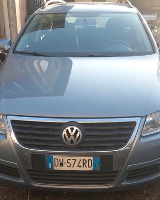 Volkswagen Passat 2.0 TDI 110CV DPF Trend. Bluemot