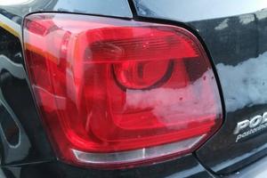 Fanale posteriore sinistro VOLKSWAGEN POLO 2011