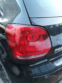 Fanale posteriore sinistro VOLKSWAGEN POLO 2011