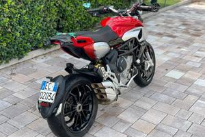 Moto stradale MV AGUSTA stradale