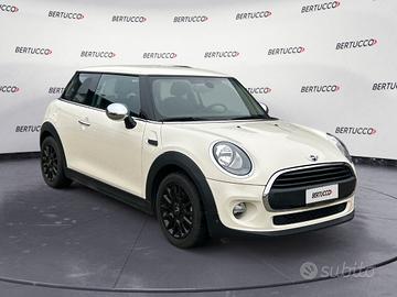 MINI Mini 4ª serie (F56) Mini 1.2 One 75 CV