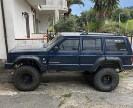 Jeep cherokee xj 2.5 vm tutto omologato a libretto