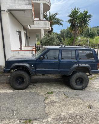 Jeep cherokee xj 2.5 vm tutto omologato a libretto
