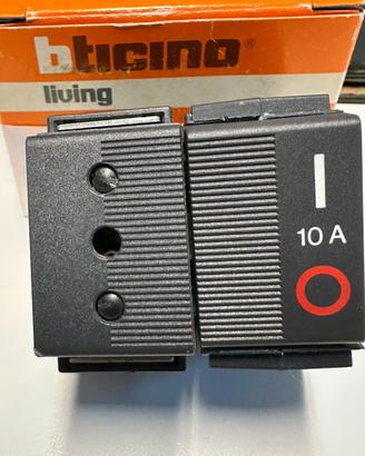 Presa Sicura bTicino 4514