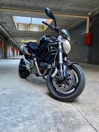 Ducati Monster 696 - 2008