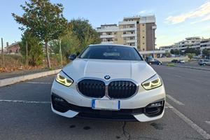 BMW 118i Sport F40