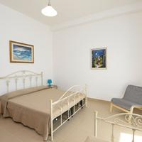 TRILOCALE spazioso a pochi passi dalle spiagge pin