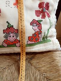 cuscino per bimbi tutto lavorato a mano punto croc