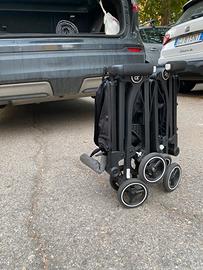 Passeggino leggero e super compatto, GB