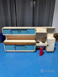 Cucina in miniatura per casa delle bambole anni 60