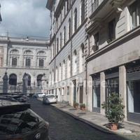 Locale commerciale in centro a Roma