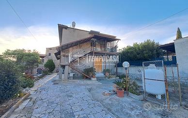 Appartamento di ampia metratura + ulteriore bi - l