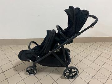 Passeggino gemellare CYBEX con ovetti